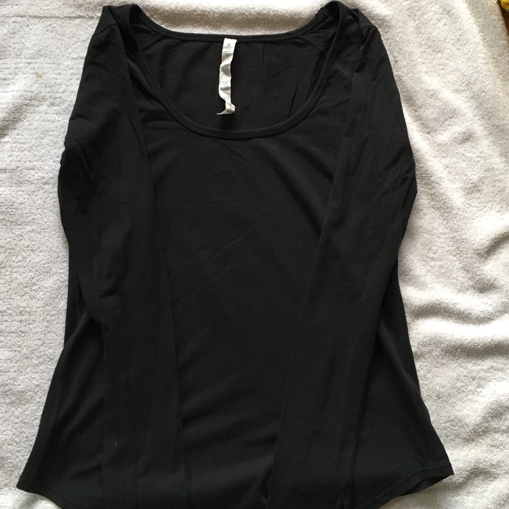 Black lululemon long sleeve top